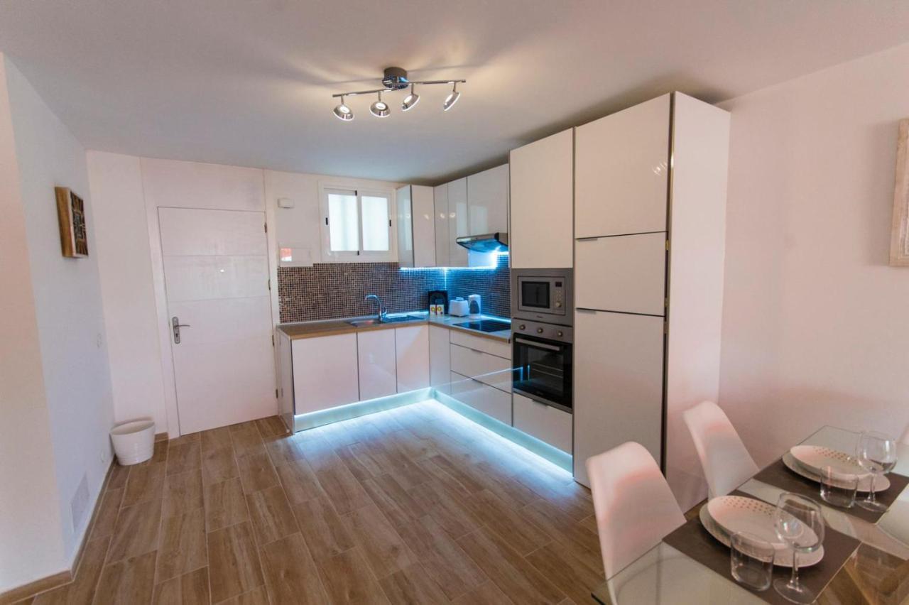 Parque Santiago 2 Isabella 236 Apartment อาโรนา ภายนอก รูปภาพ